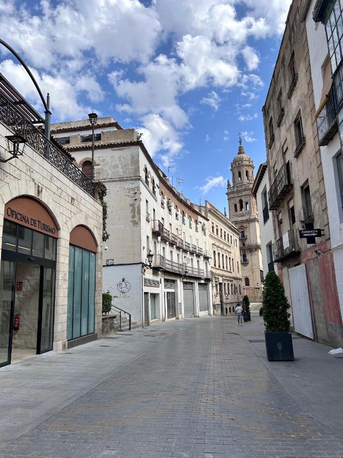 Apartamentos La Catedral De Хаэн Экстерьер фото